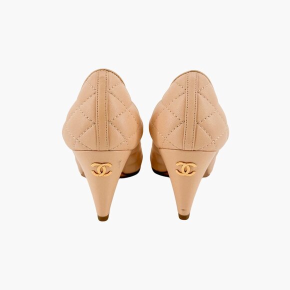 Chanel Quilted Cap Toe CC Pumps Size 36.5 US 5.5-6 Beige Black Low Heel Leather - Picture 6 of 14